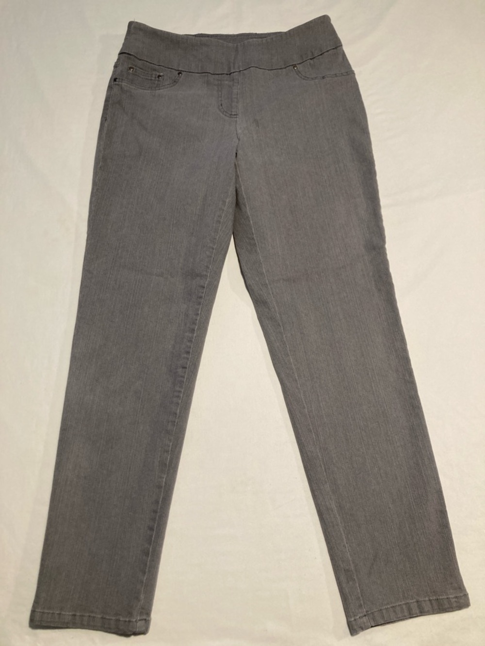 Ruby Rd. Petite Gray Pull-On Pants with Elastic Waist (R35)